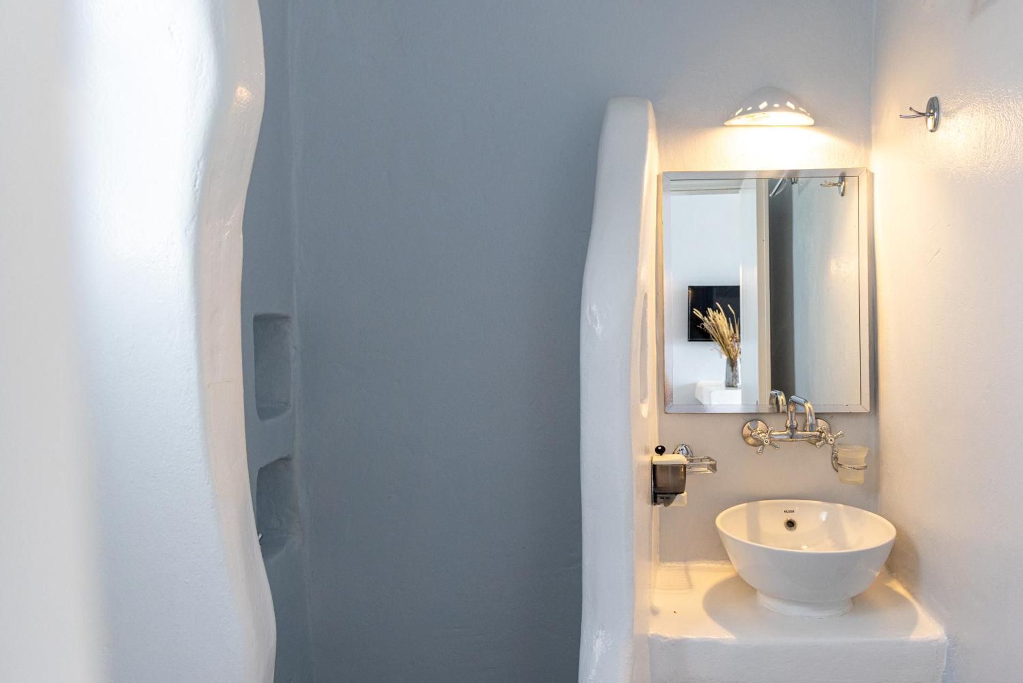 Soulmate'S Suites Tinos Kionia Exterior photo