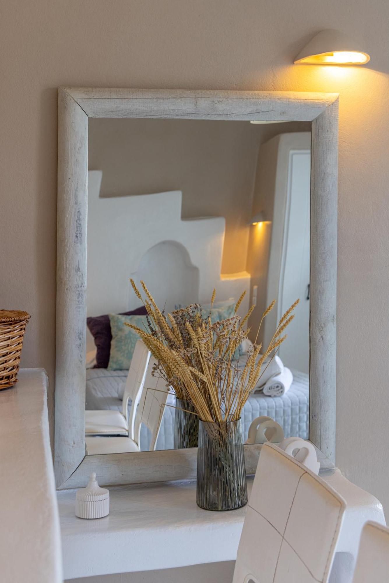 Soulmate'S Suites Tinos Kionia Exterior photo