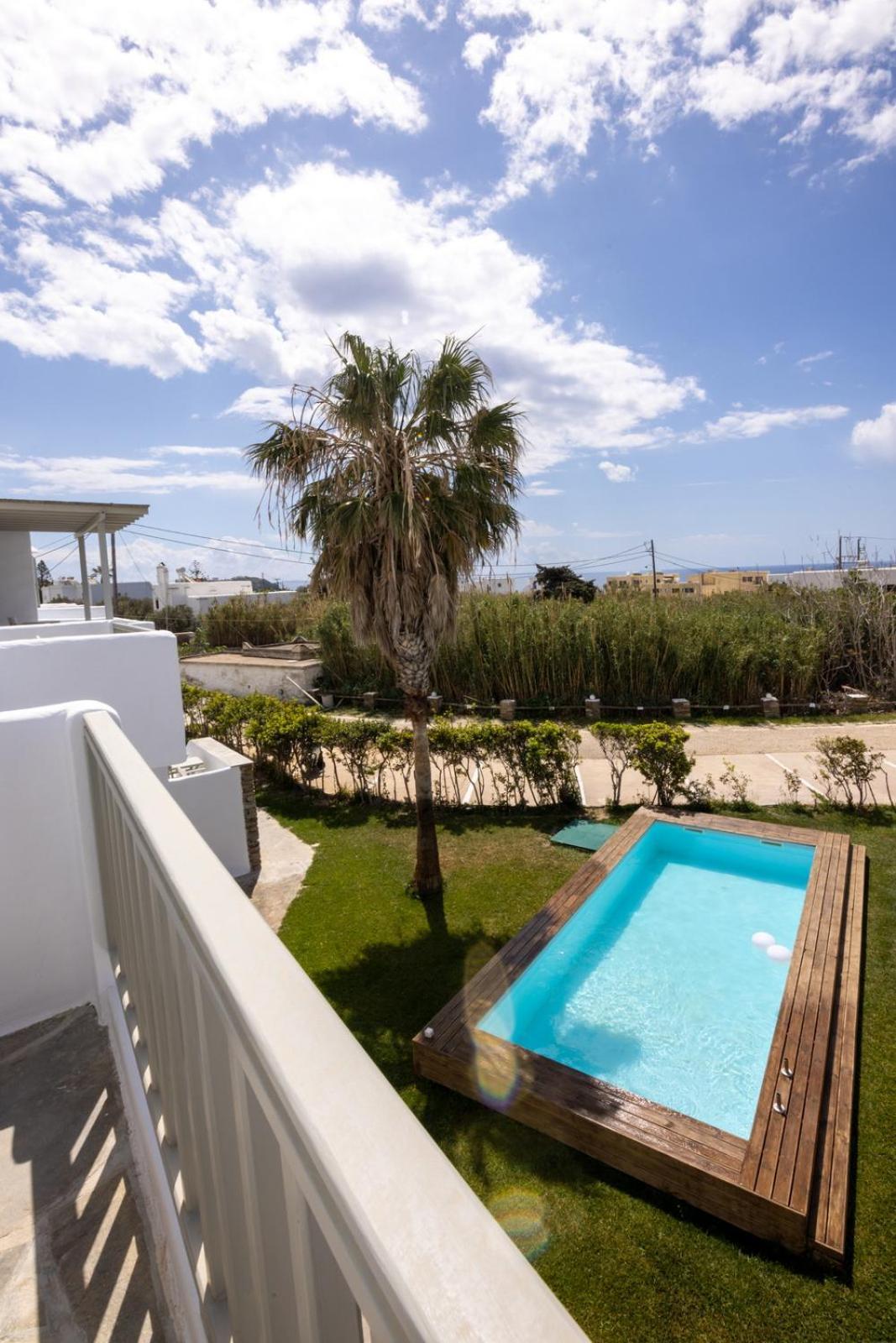 Soulmate'S Suites Tinos Kionia Exterior photo
